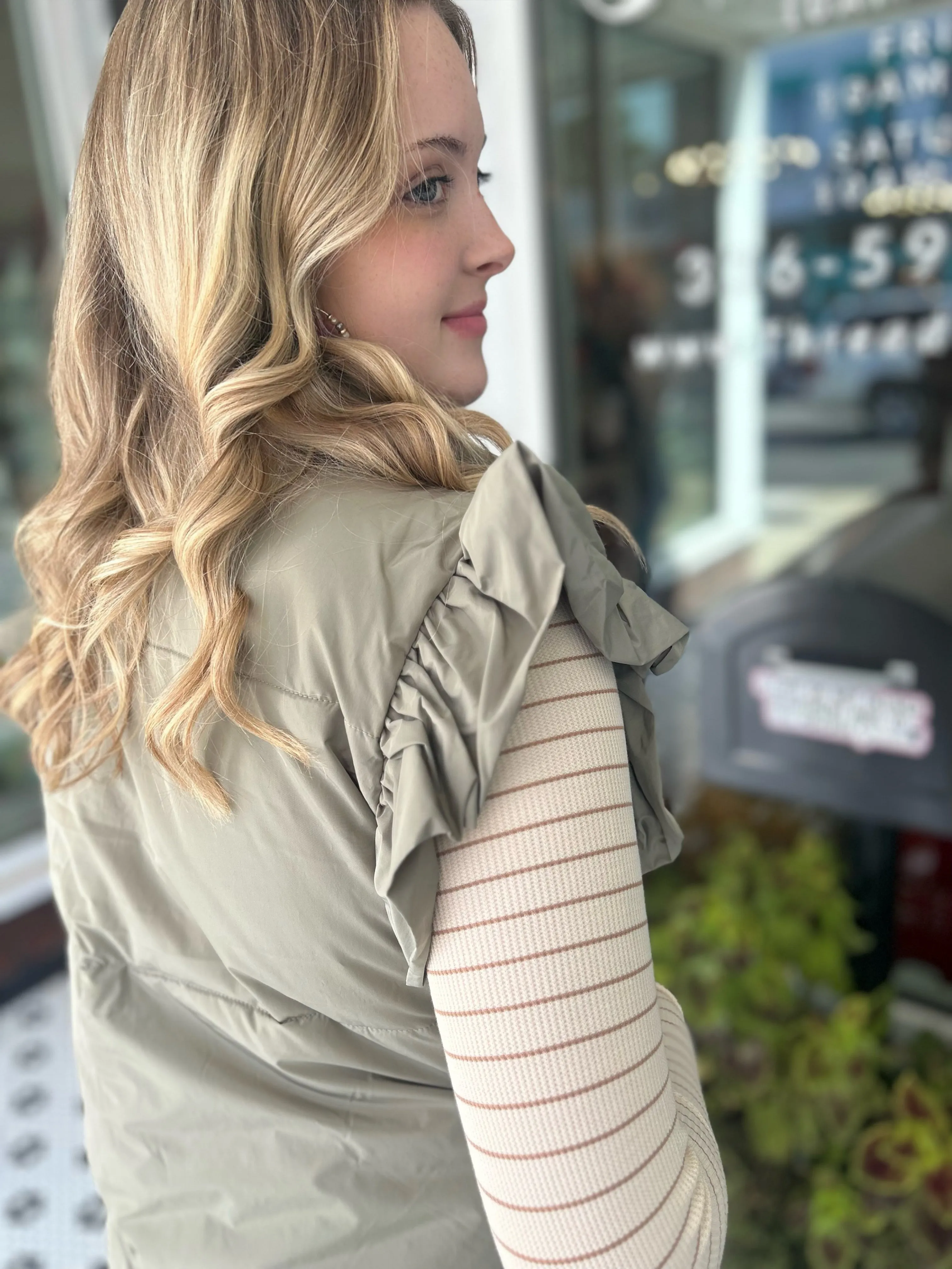 Royal Ruffle Puffer Vest - Olive