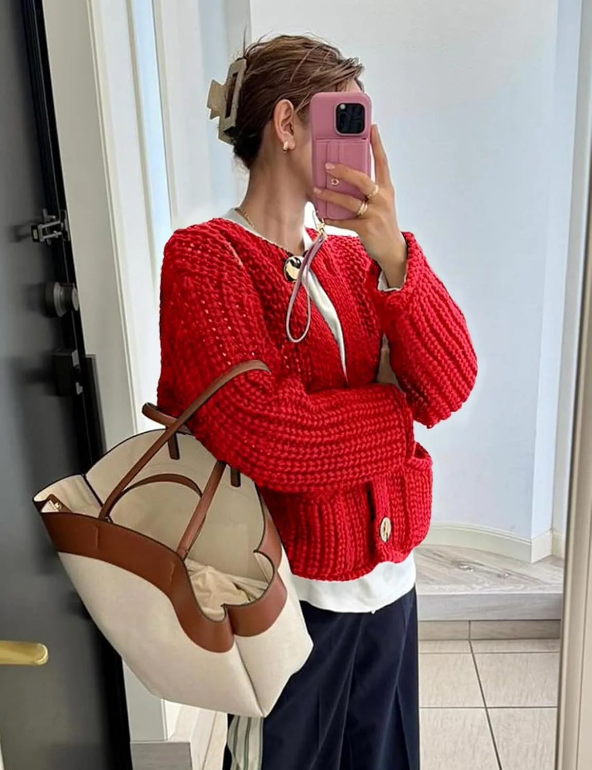Wyeysyt Women's Cropped Cardigan Sweater Button Down Long Sleeve Chunky Knit Sweater Coat